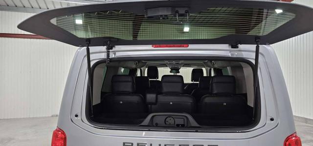 Peugeot Traveller image 9