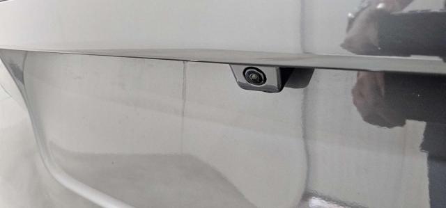 Peugeot Traveller image 9
