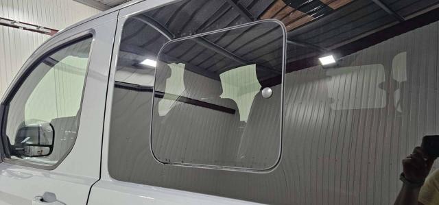 Ford Transit Custom image 2