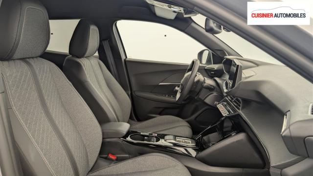 Peugeot 2008 image 6