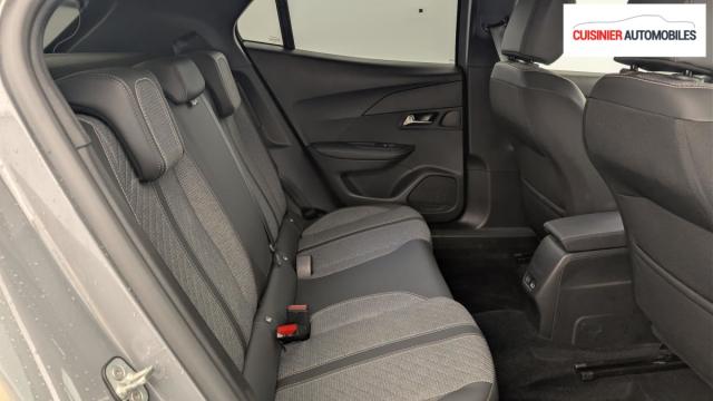 Peugeot 2008 image 9