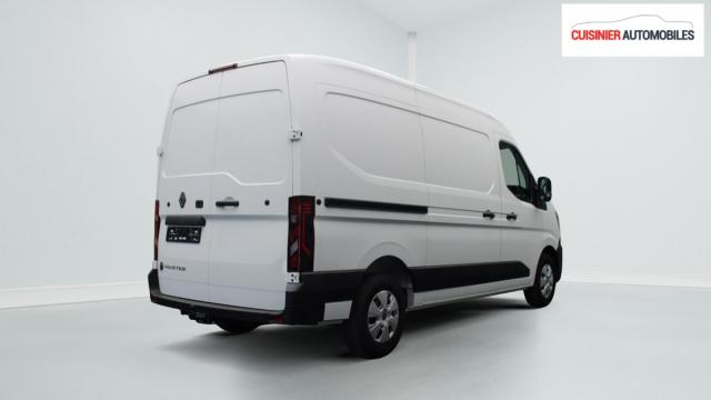 Renault Master image 9