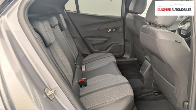 Peugeot 2008 image 9