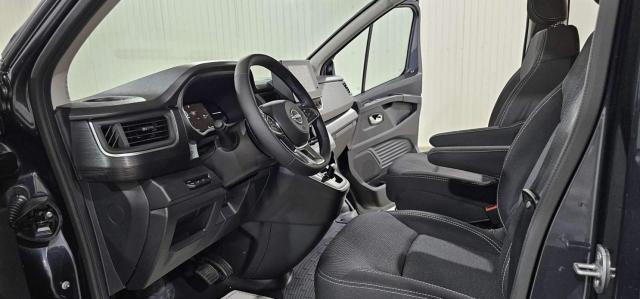 Nissan Primastar image 9