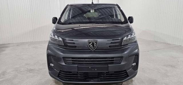 Peugeot Traveller image 9