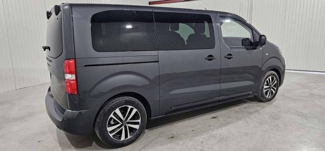 Peugeot Traveller image 4