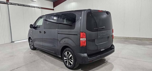 Peugeot Traveller image 2