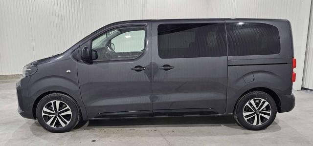 Peugeot Traveller image 9