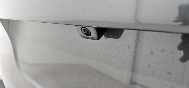 Peugeot Traveller image 1