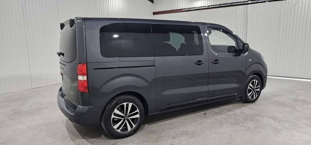 Peugeot Traveller image 5