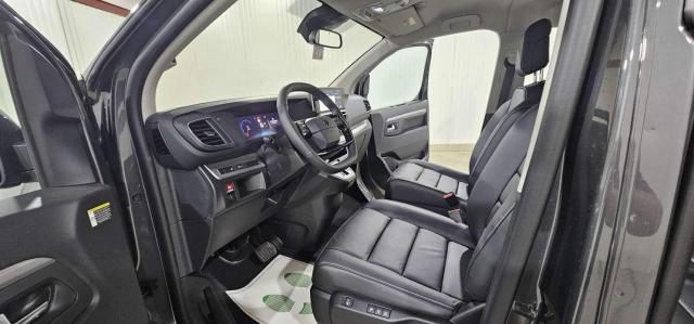 Peugeot Traveller image 3