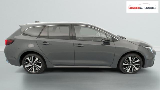 Toyota Corolla Touring Sports image 5