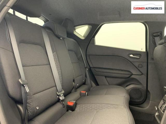 Renault Captur image 6