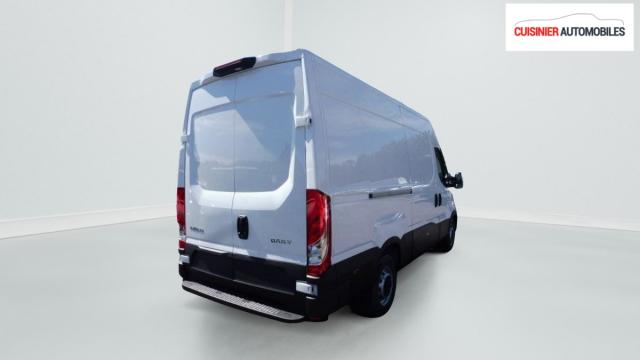 Iveco Daily image 1