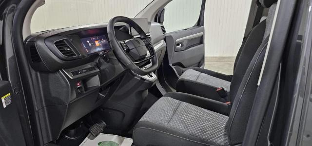 Peugeot Traveller image 7