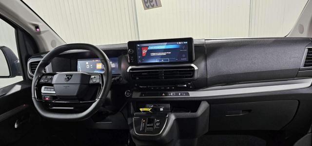 Peugeot Traveller image 3