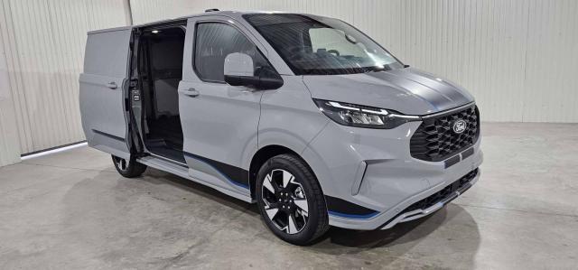 Ford Transit Custom image 7