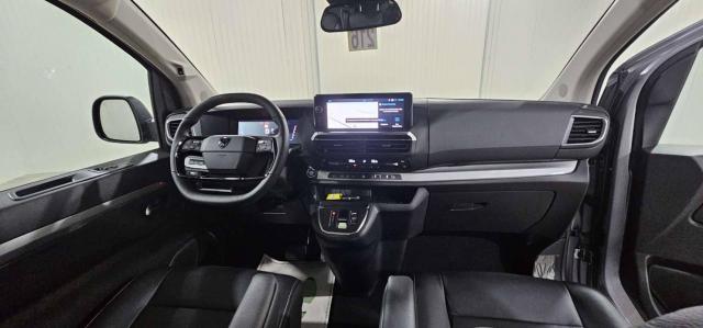 Peugeot Traveller image 4