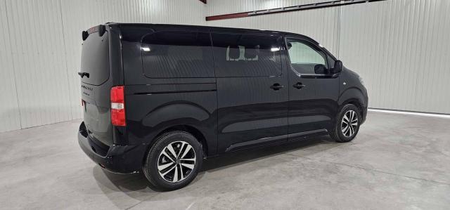 Peugeot Traveller image 3
