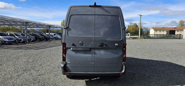 Renault Master image 3