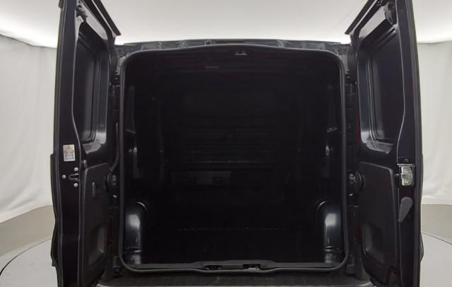 Renault Trafic image 1