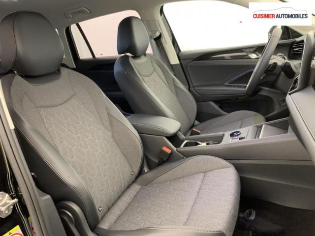 Volkswagen Tiguan image 6