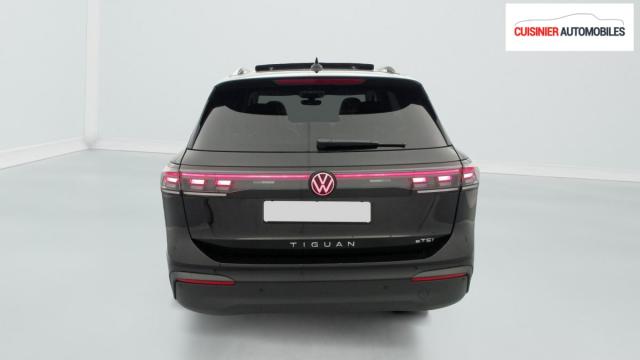 Volkswagen Tiguan image 8