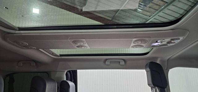 Peugeot Traveller image 3