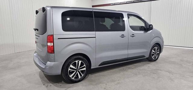 Peugeot Traveller image 5