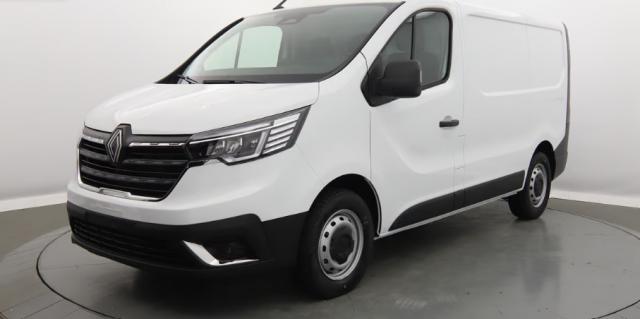 Renault Trafic image 2