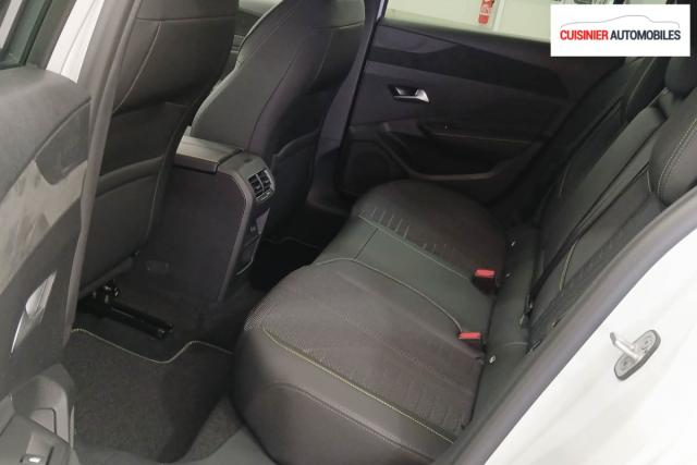 Peugeot 308 image 1