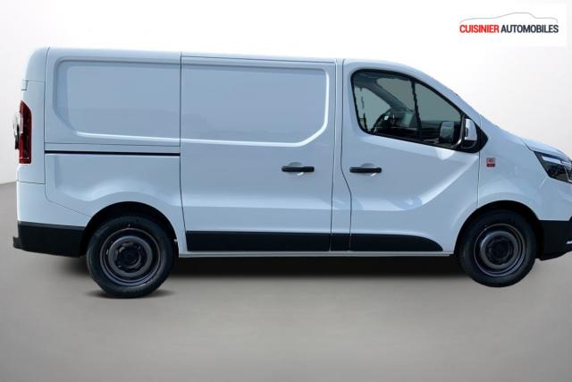 Renault Trafic image 8