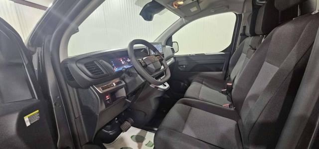 Citroen Jumpy image 2