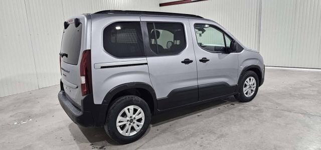 Peugeot Rifter image 1