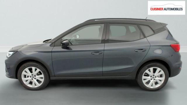 Seat Arona image 2