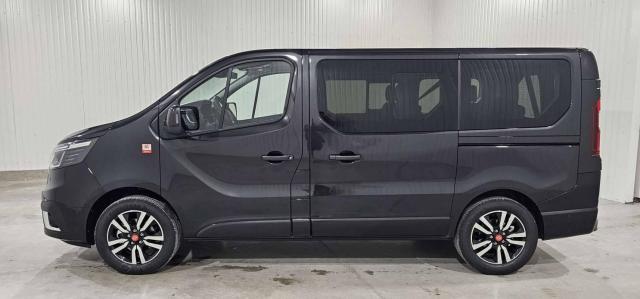 Renault Trafic image 2