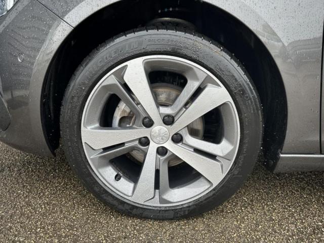 Peugeot 308 image 3