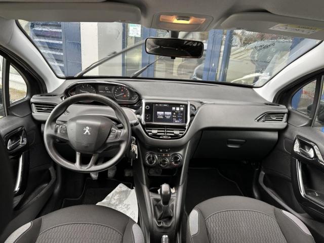 Peugeot 208 image 4