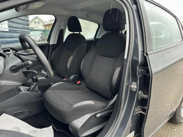 Peugeot 208 image 2