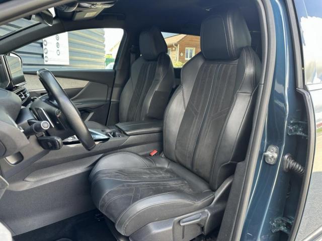 Peugeot 5008 image 3