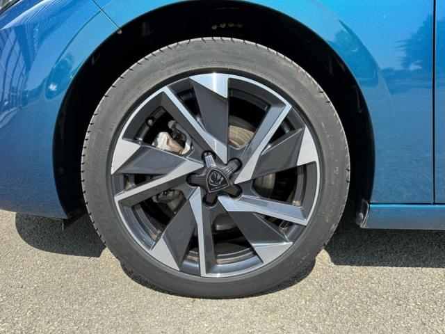 Peugeot 308 image 1