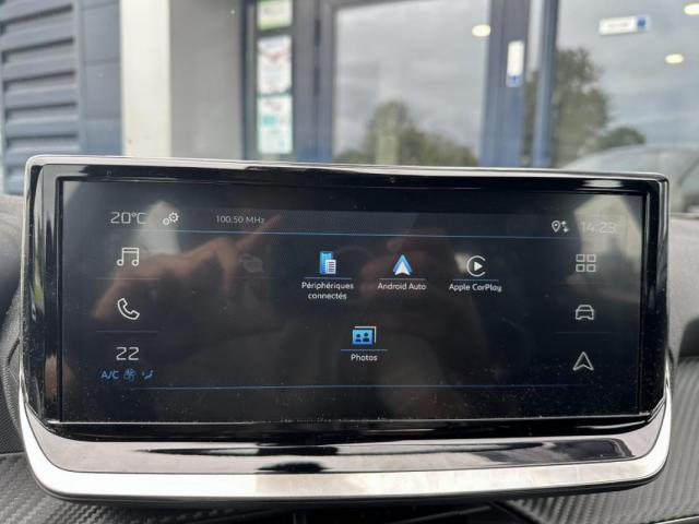Peugeot 2008 image 3