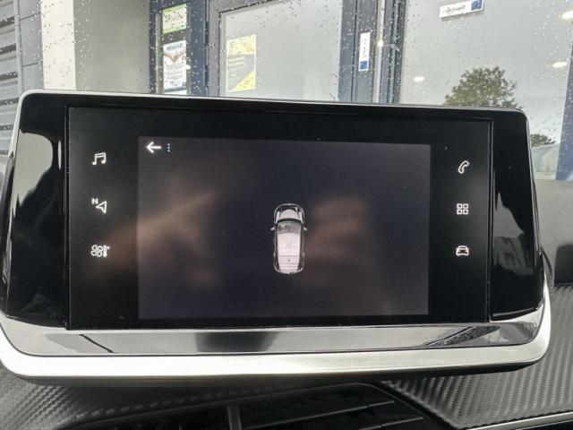 Peugeot 208 image 1