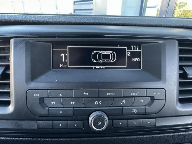 Peugeot Expert image 2