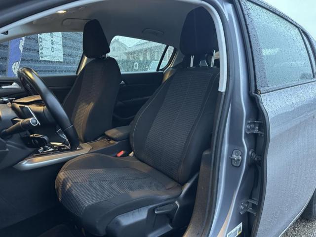 Peugeot 308 image 1