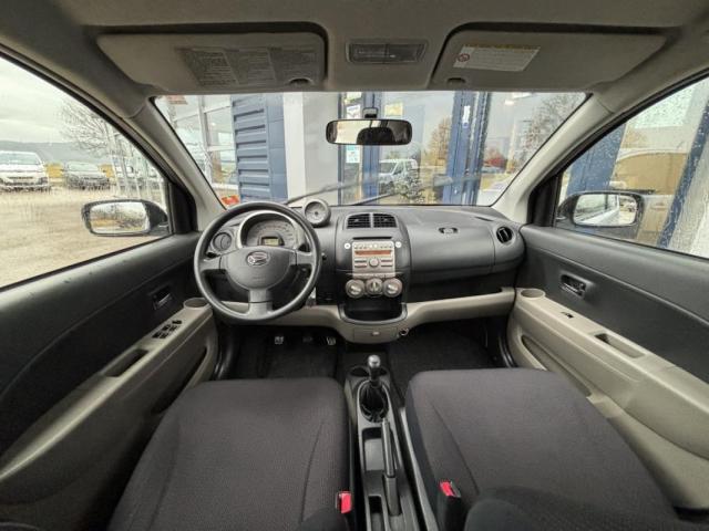 Daihatsu Sirion image 5