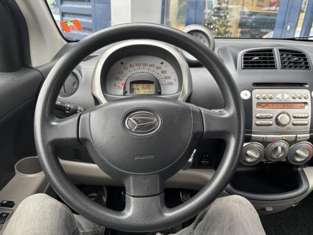 Daihatsu Sirion image 2