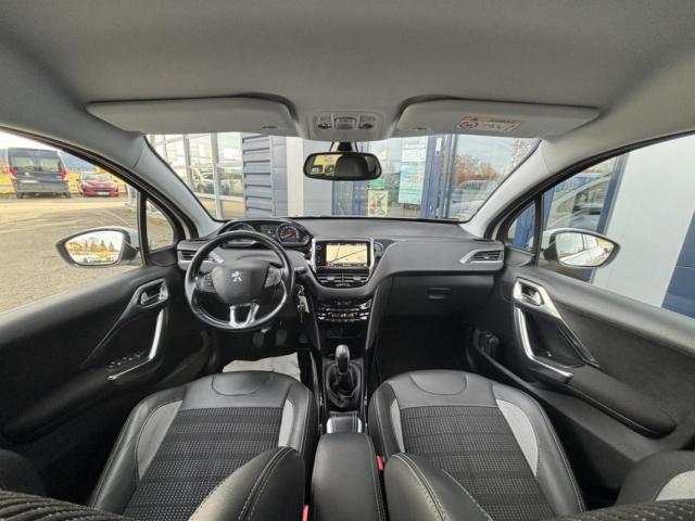 Peugeot 2008 image 1