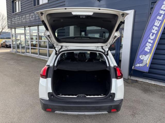 Peugeot 2008 image 3