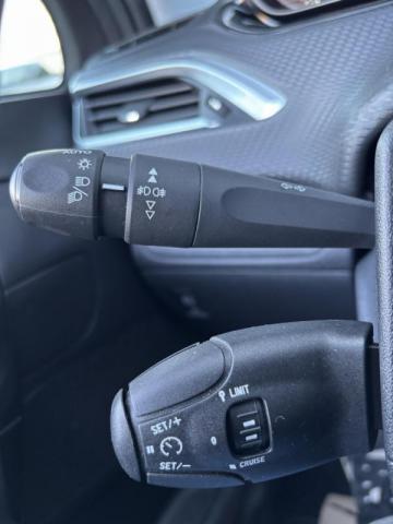 Peugeot 208 image 6